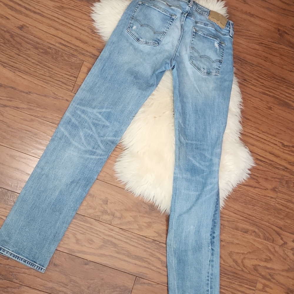 American Ealge Outfitters Original Straight Medium Wash Jeans - Picture 3 of 7